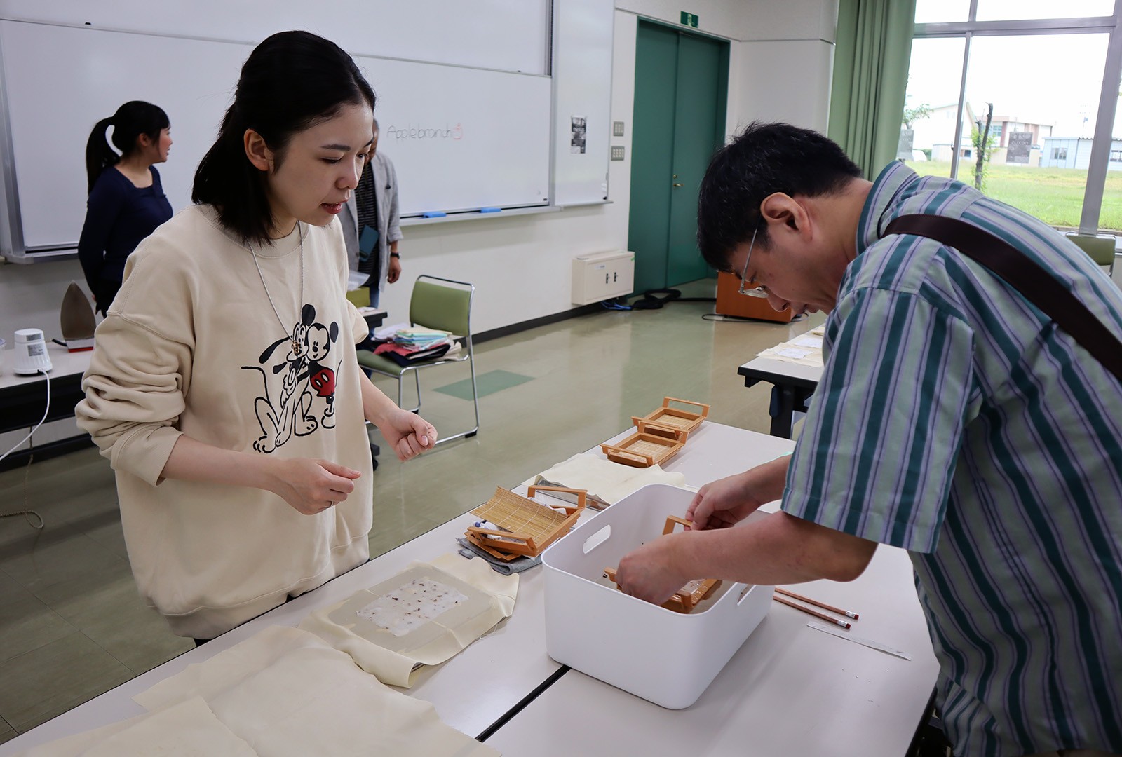 すいてつくる！地域とつながる紙漉き体験