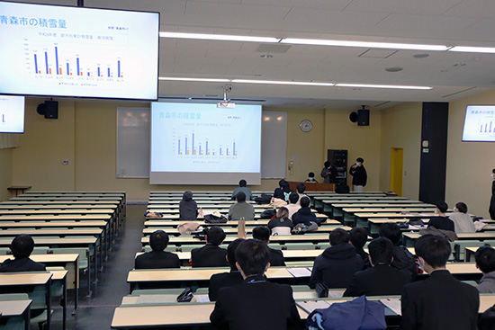 木造高校一日大学体験の様子