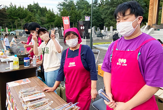 運行前の食事準備の様子