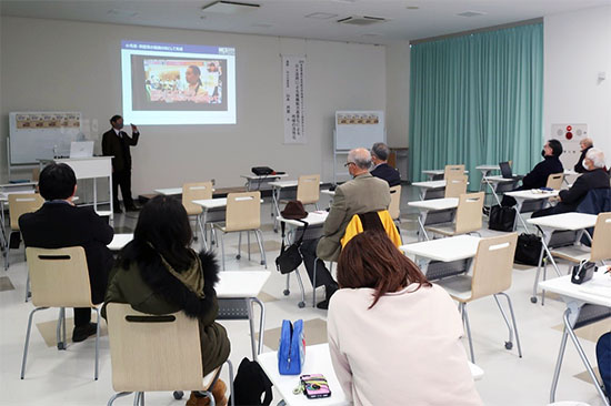 地域マネジメント研究所ビジネスセミナーの様子