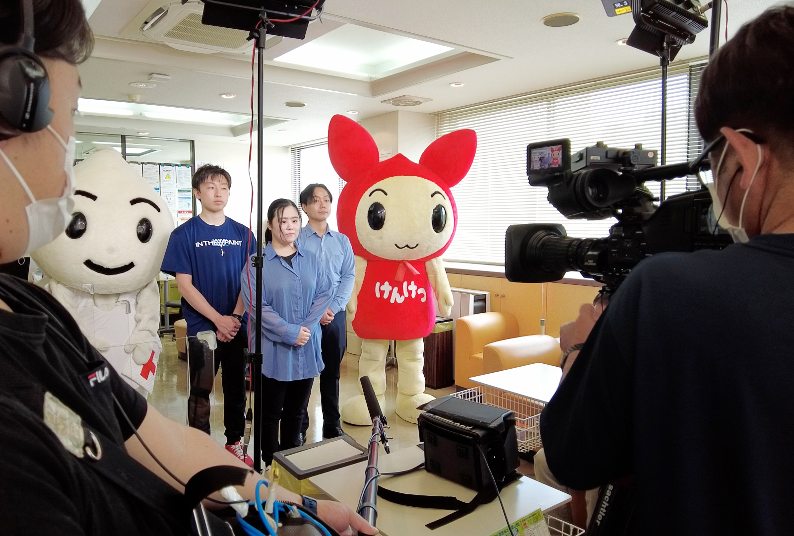 学生献血推進サークルDOTSの学生たちが青森県広報のCMに出演しました