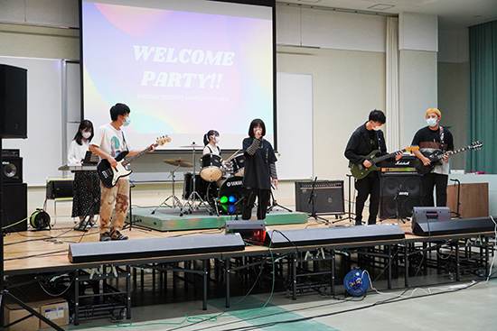 軽音楽部