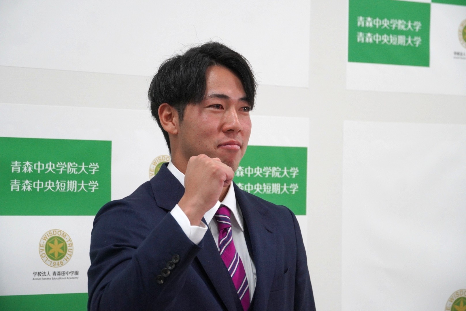 本学硬式野球部の横山永遠選手が、プロ野球北海道日本ハムファイターズの育成2位指名を受けました