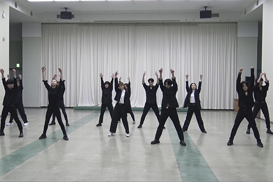 K-POPサークルは青森中央学院大学・青森中央短期大学の学生で構成されているK-POPダンスサークルです。