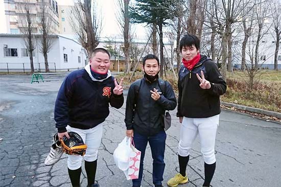 学びも大切ですが、特に、学びからの『発見』を大切にしてください。そして、その発見を結果に結びつけられるように、楽しみながら頑張ってください」とメッセージをいただきました。