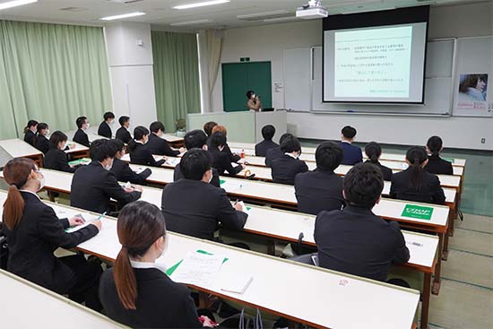 青森県流通団地連絡協議会 合同企業セミナーを開催しました