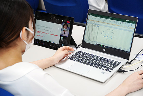 データ分析実践講座の様子