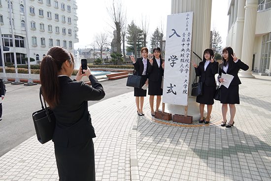 入学式会場での一コマ