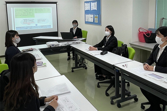 【別科助産専攻】授業紹介：助産実践研究『ケースレポート報告会』