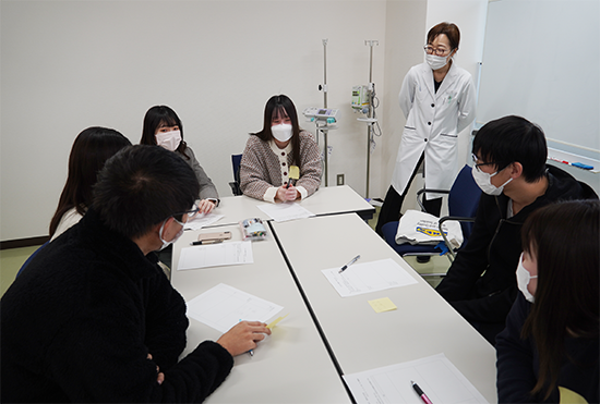 留学生との交流の様子