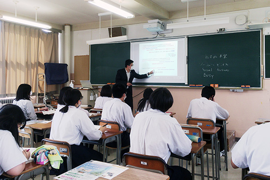 大湊大学講義の様子