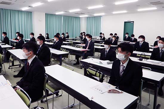 2021年度 学内企業就職セミナー」を開催しました