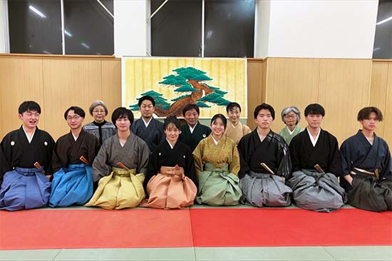「見台納めの会」の様子