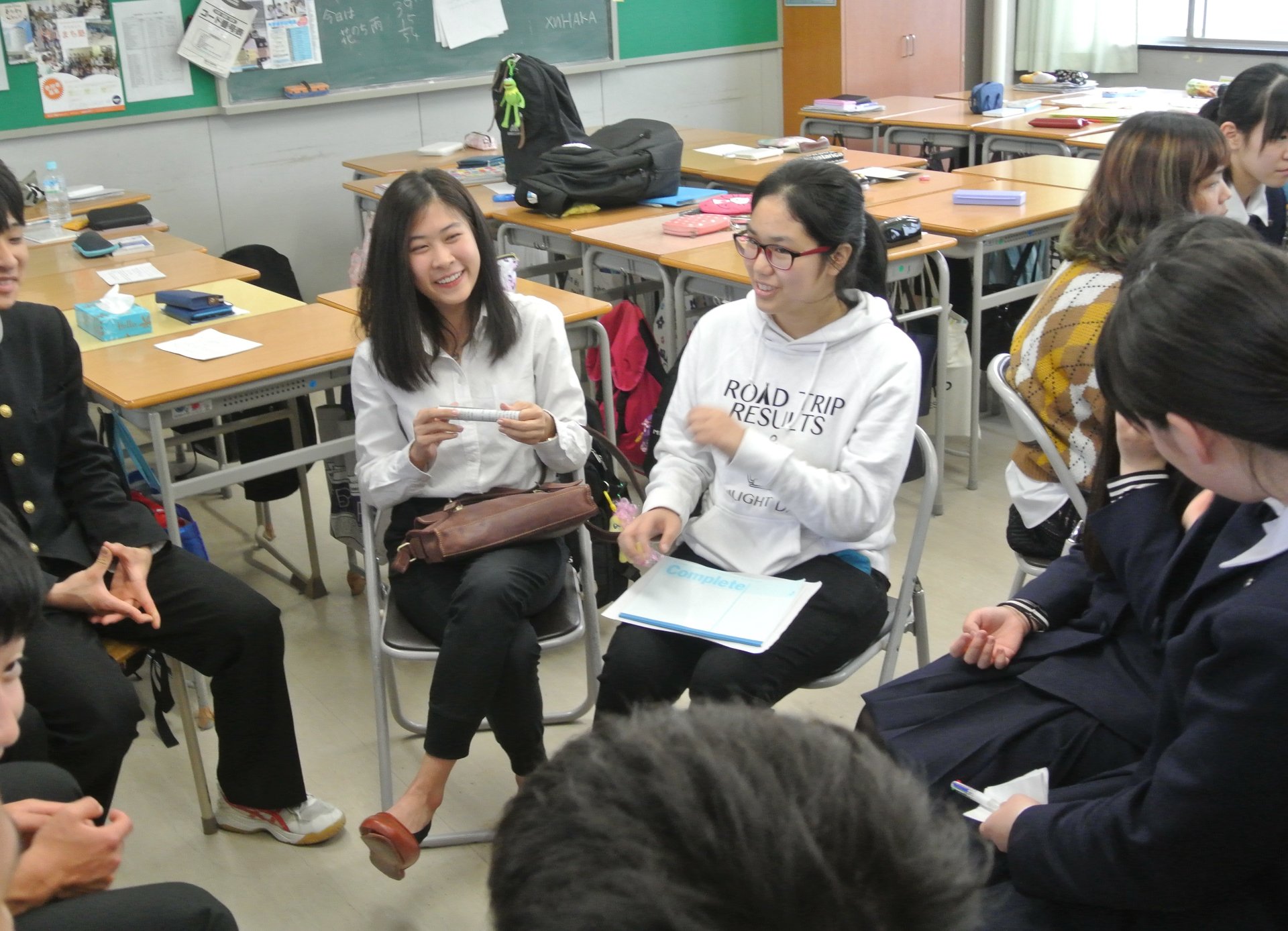 青森南高校外国語科の生徒と交流