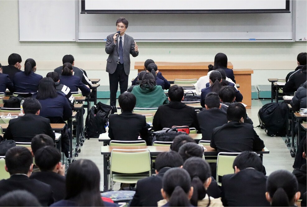 木造高校1年生が高大連携講義を受講しました（12/6）