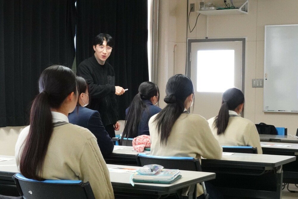 下山学園高校で高大連携講義を実施しました（24/10/7,21）