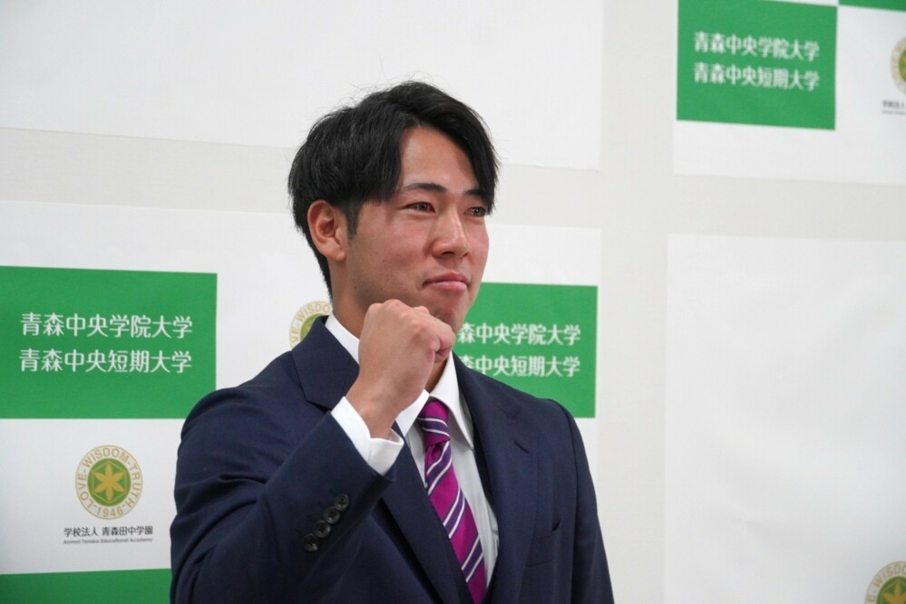 本学硬式野球部の横山永遠選手が、プロ野球北海道日本ハムファイターズの育成2位指名を受けました