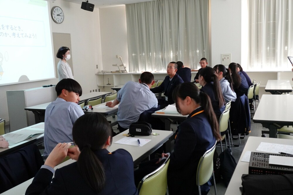 青森商業高校の課題研究（探究学習）をサポートしています（2024/5/15,22）