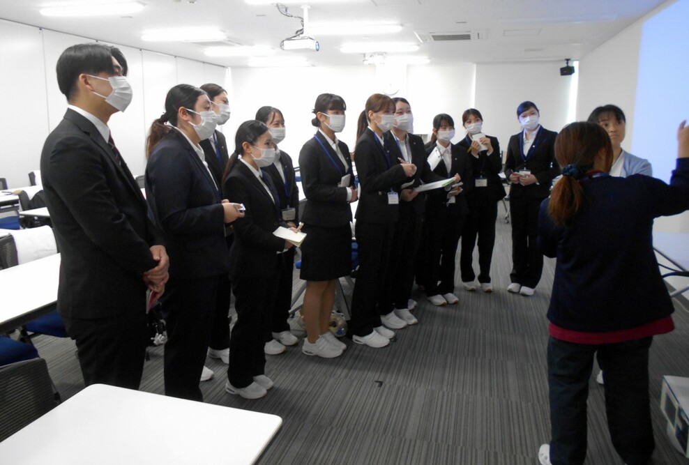 看護学部保健師教育課程4年生が産業保健実習を行いました