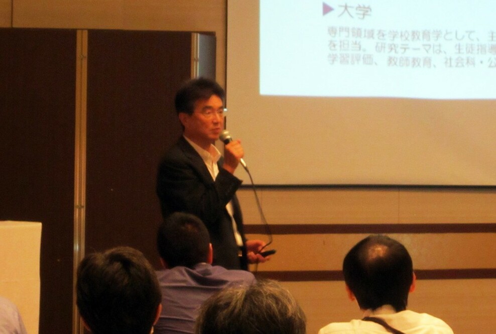 経営法学部の成田昌造教授が私立学校初任者研修東北地区研修会で講師をつとめました