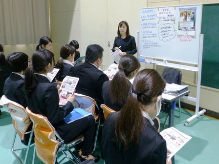 「平成２９年度学内企業就職セミナー」を開催しました（3/1）